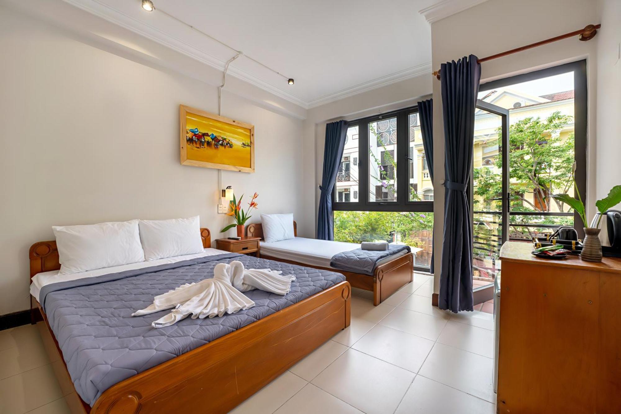 Harmony Old Town Hostel And Pool Bar Hoi An Exterior foto