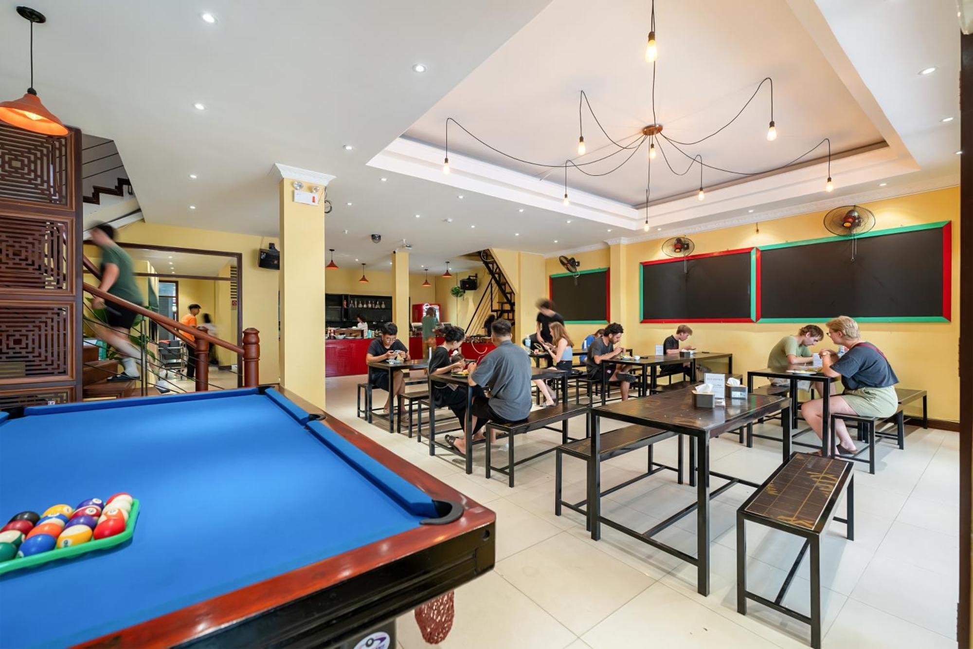 Harmony Old Town Hostel And Pool Bar Hoi An Exterior foto